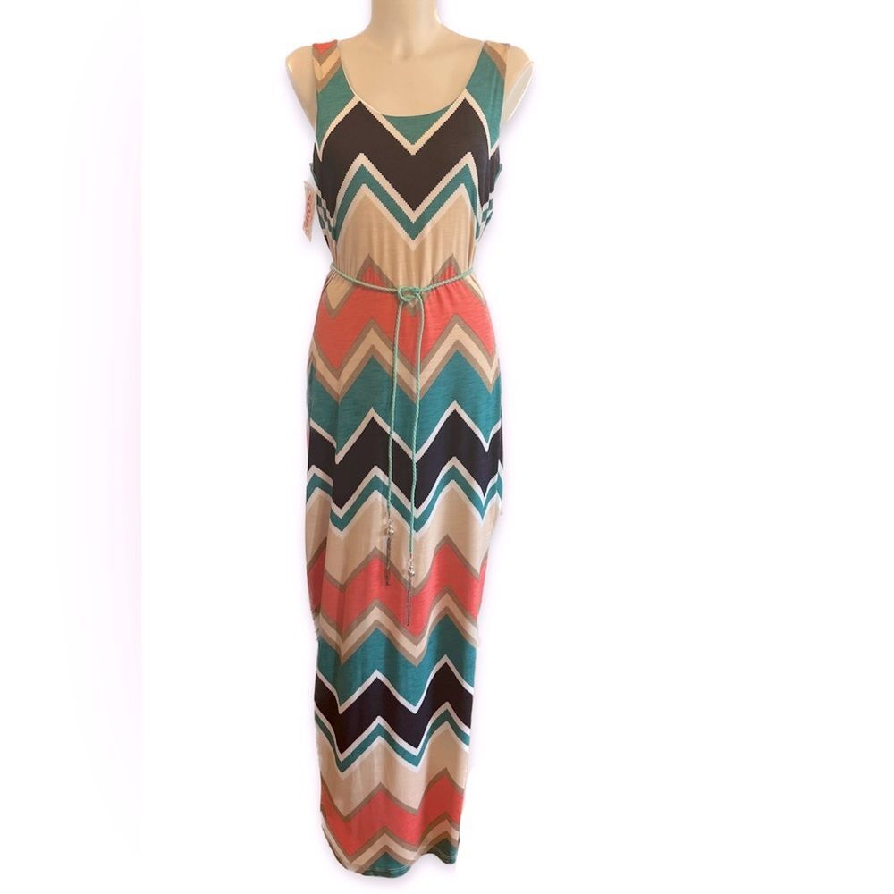 Gilli Chevron Pattern Maxi Dress - Multicolor Size Large